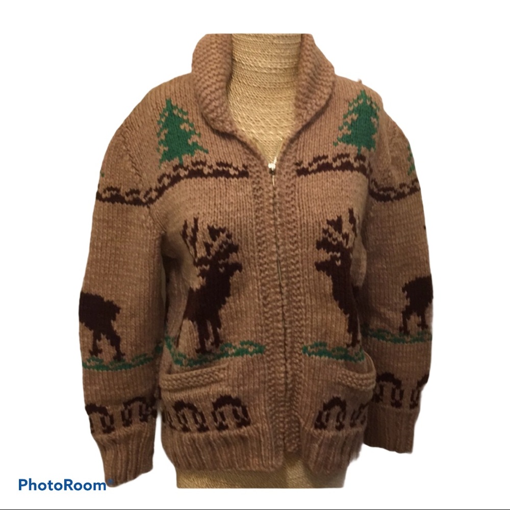 - Vintage Hand knit Reindeer Sweater 1950s Beauty! cardigan